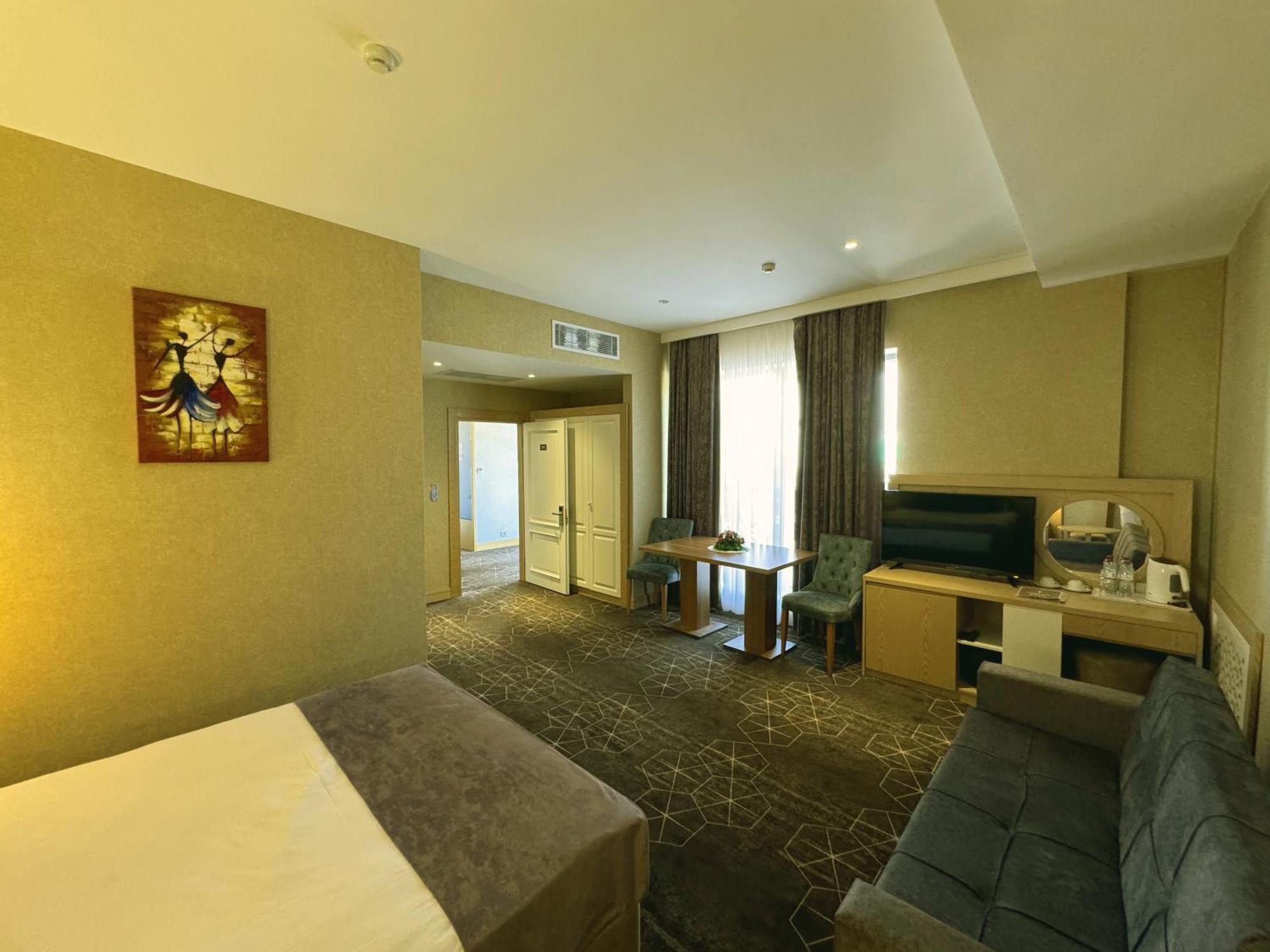 Regal Inn Badamdar Hotel Baku Exterior photo